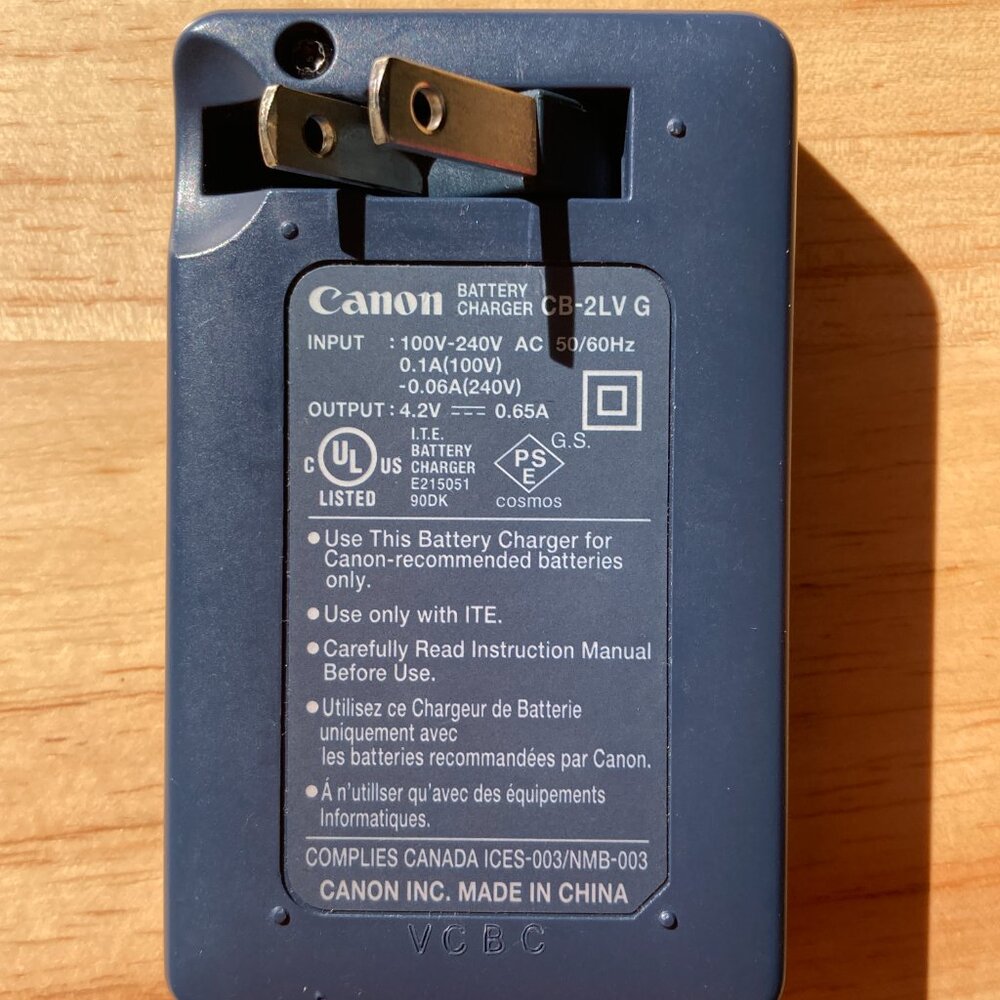 Canon PowerShot Digital Camera DigiCam ELPH 310 IXUS - Picture 9 of 10